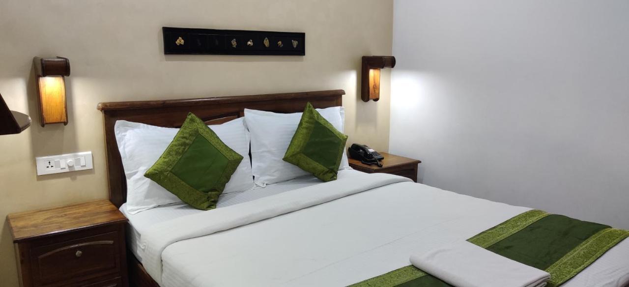 Hotel Mart View Kochi Exterior foto