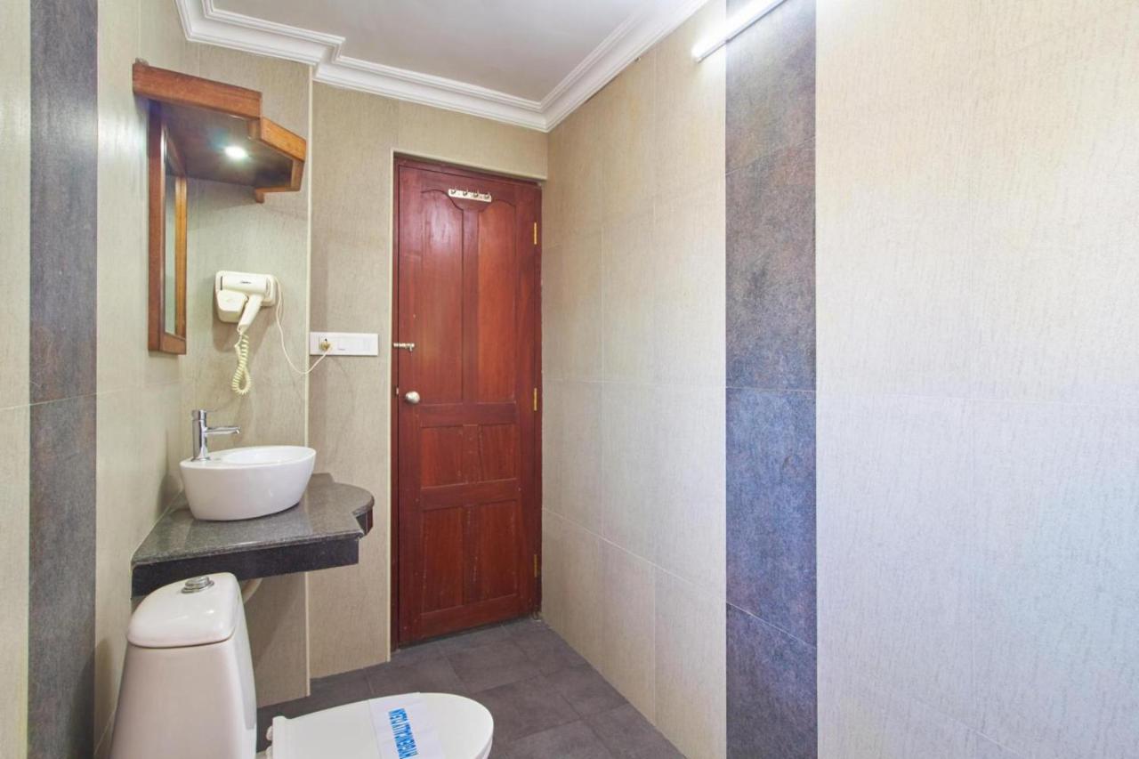 Hotel Mart View Kochi Exterior foto