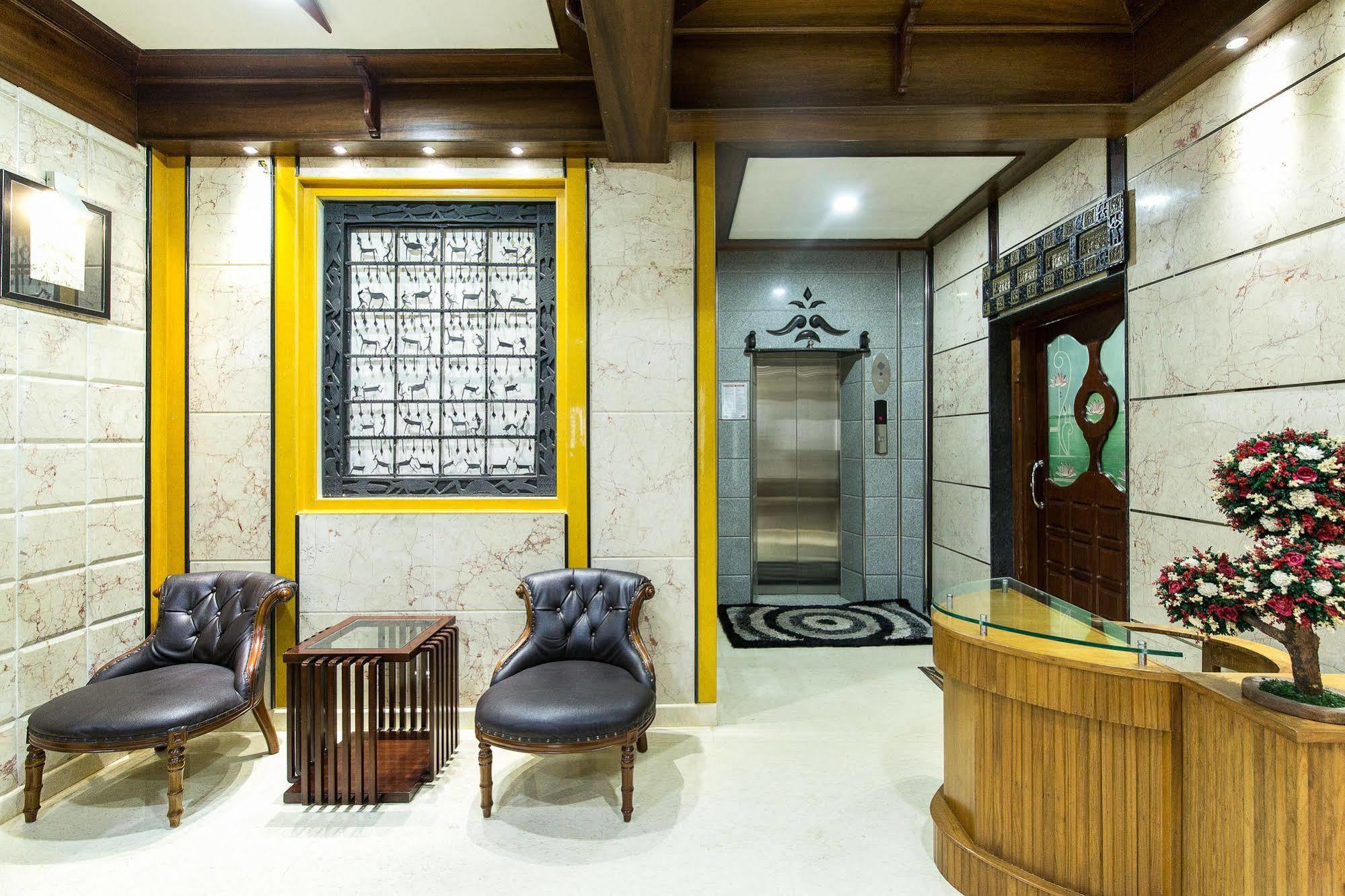 Hotel Mart View Kochi Exterior foto